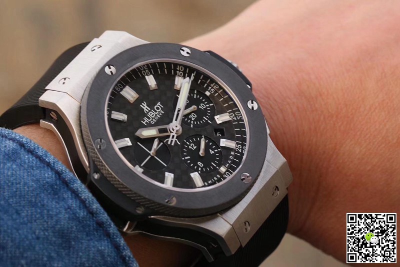 AAA V6 Factory Replica Hublot Big Bang Chronograph 301.SB.131.RX Black Carbon Mens Watch