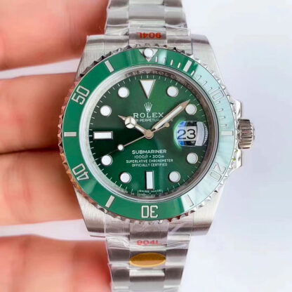 AAA Replica Rolex Submariner 40mm 116610LV Noob Factory V10 Green Dial Mens Watch