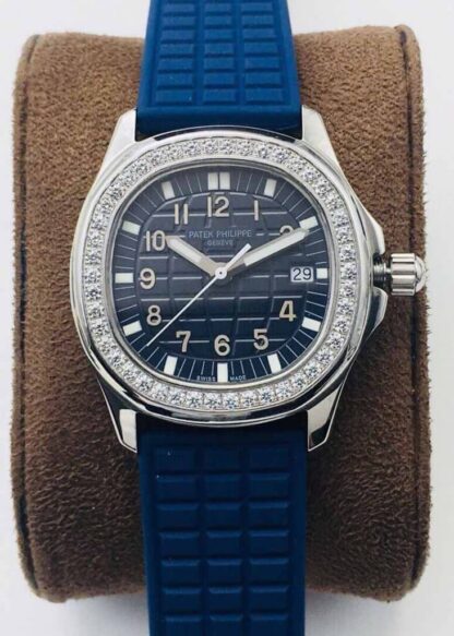 AAA Replica Patek Philippe Aquanaut 5067A-025 Quartz Movement PPF Factory Blue Dial Ladies Watch